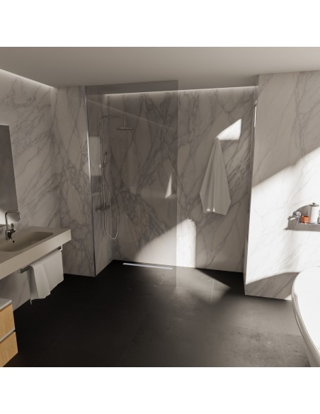 Modernes Bad Mit Einer Walk - In Dusche Auf Dunklem Vinylbodenbelag, Kombiniert Mit Hellen Wänden In Marmor - Optik