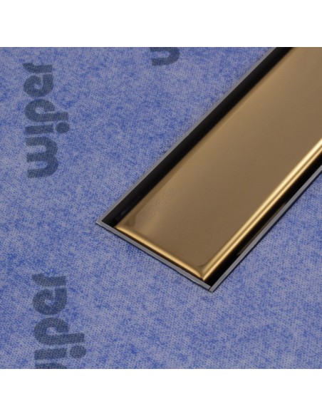 Seitennahaufnahme Der Brass Reversible Ablaufabdeckung, Bündig Auf Abdichtungsbahn Montiert – 