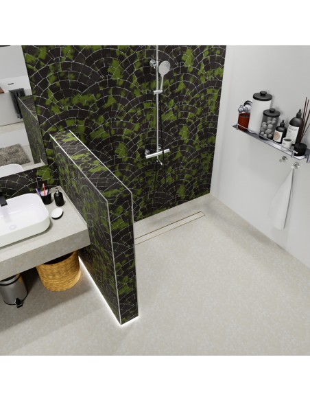 Draufsicht Einer Exotisch Gefliesten Dusche Mit Brass Pure Ablauf