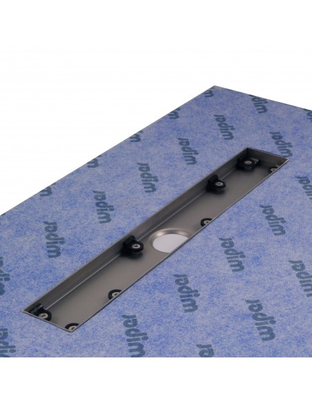 Sorgfältig Eingebauter Brass Linearkanal Ohne Abdeckung, Ansicht