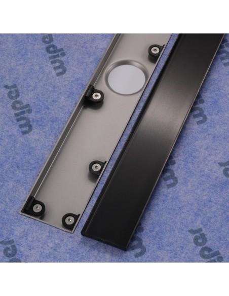 Black Pure Ablaufabdeckung Entfernt – Ablaufkörper Mit Zentralem Auslassloch Und Befestigungsschrauben