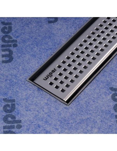 Seitennahaufnahme Der Silver Sirocco Ablaufabdeckung, Bündig Auf Abdichtungsbahn Montiert