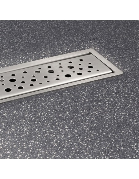 Mistral Edelstahl - Linearablaufabdeckung Mit Kreismuster, Eingebaut In Dunklem Terrazoboden